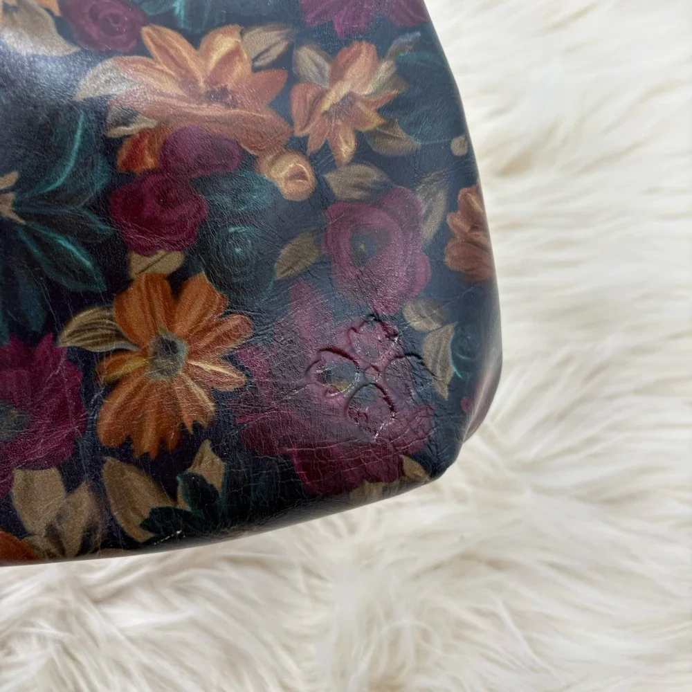 Patricia Nash Cassini Clutch Kisslock Wristlet‎ Peruvian Painting Leather